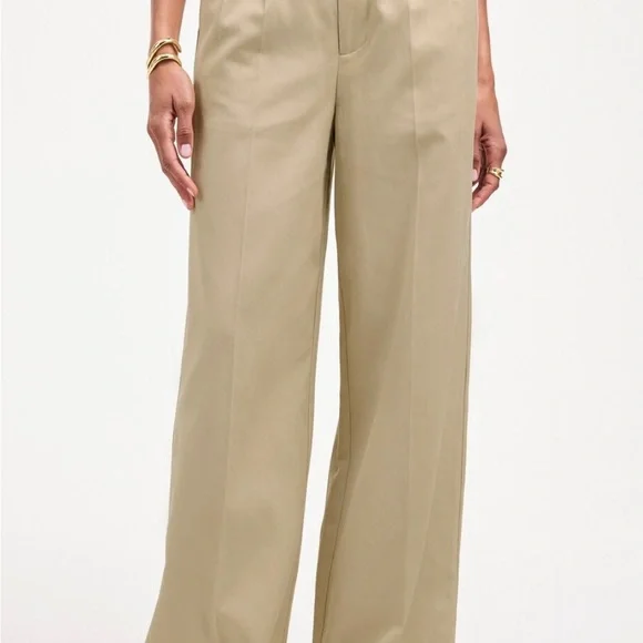 Madewell Petite Harlow Wide-Leg Pant in Vintage Khaki - Picture 4 of 10
